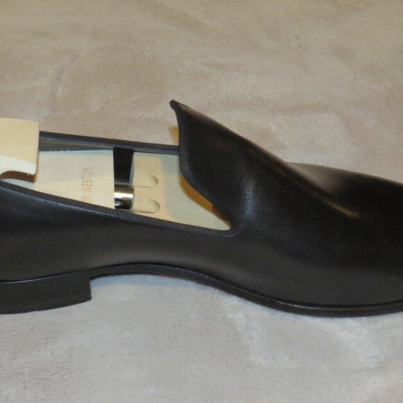 J.M. Weston 911 Black Calf Leather One Piece Formal Loafer 9.5 NWOB Bags & Trees - Picture 5 of 12